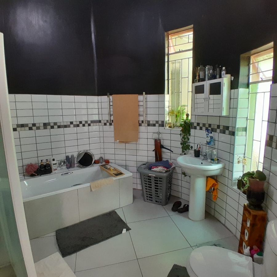 3 Bedroom Property for Sale in Bodorp North West